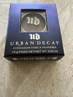 NEW IN BOX Urban Decay Snakebite Eyeshadow Single Full Size .05 oz discontinued - Image 1 of 4