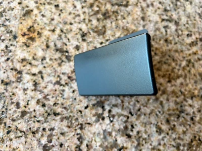 OEM CHEVROLET COLORADO GMC CANYON GUANTERA CERRADURA PUERTA PESTILLO NEGRO 05 06 07 08 09 Foto 1 de 4