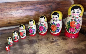 Russian Nesting Dolls - 8 Pieces - Very Clean - 7 3/4” Tall - Rare - Picture 1 of 18