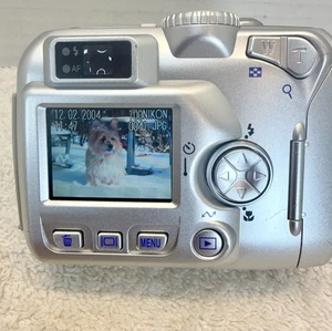 Cámara digital Nikon Coolpix 3100 3,2 MP totalmente probada Lexar 16 MB CF tarjeta LEER - Imagen 1 de 14