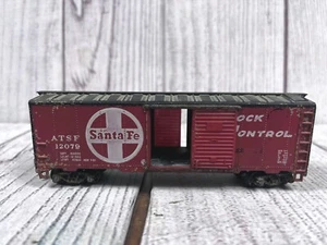 Tyco HO ATSF Shock Control 50' Box Car 12079 Red Scale Gauge - FREE SHIPPING - Picture 1 of 5