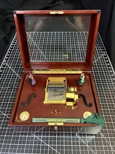 Caja de música vintage Mr. Christmas Gold Label Collection Harmonique 100 canciones - Imagen 1 de 22