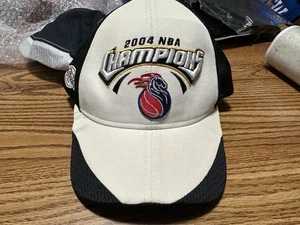 Historische Detroit Pistons 2004 NBA Finals Champions Locker Room Cap! One Size! - Bild 1 von 7