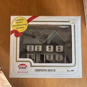 Bachmann Model Power Simpsons House With Two Figures No. 589 HO Scale New In Box - Picture 1 of 6