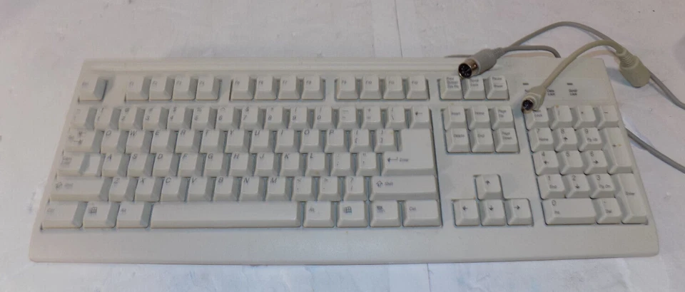 Mitsumi Electronics Model KFK-EA4XA Wired Keyboard PS/2 - Image 1 of 2