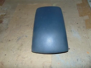 JEEP LIBERTY 2002 2003 2004 2005 2006 2007 CENTER CONSOLE ARMREST LID GRAY - Picture 1 of 2