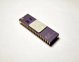 Hitachi CMOS HD637A01V0C 8-Bit Chip Sockel: DIP40 - Bild 1 von 1