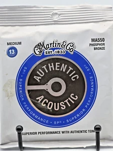 Nuevo En Paquete Martin & Co Auténtico Acústico Mediano 13 MA550 Bronce 6 Cuerdas - Imagen 1 de 6