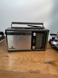 Grundig Satellit 5000 Vintage Multi-Band Radio Receiver – Untested - Picture 1 of 17