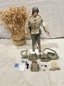 1/6 Scale Custom - WWII - 2nd Rangers Medic - T/4 "Doc" Edwards - Ramelle, France - Bild 1 von 10