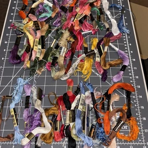 Lot of Over 60 Vintage Skeins of Embroidery Needlepoint Thread - Most New - Picture 1 of 10