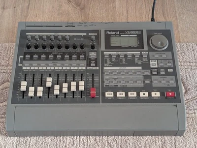 Roland VS-880EX Digital Studio Workstation - Bild 1 von 4