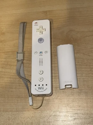 Official Genuine Nintendo Wii Wii U Motion Plus Controller White And Strap - Image 1 of 2