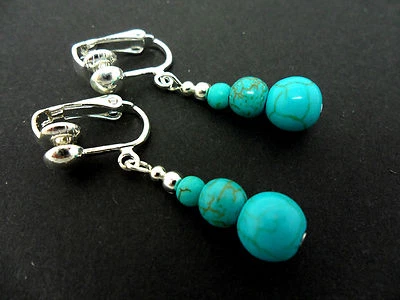 "HANDMADE" COPPIA DI ORECCHINI PENDENTI A CLIP PLACCATI ARGENTO TURCHESE BLU. NUOVO.