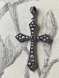 Jolie Croix Pendentif en argent Massif et marcassite - bijoux religieux - Picture 1 of 4