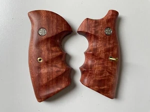 Nuevas empuñaduras Finger Grove para revólver S&W, K/L SQUARE BUTT madera suave praduk - Imagen 1 de 7
