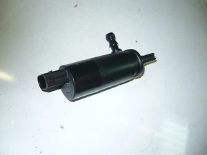 NUEVO ORIGINAL BMW E60 E61 E63 E64 E65 E66 BOMBA DE LAVADO PARA DISPOSITIVO DE LIMPIEZA DE FAROS - Imagen 1 de 1