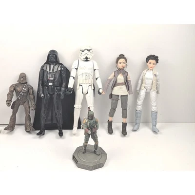 Lote de 6 figuras de acción de Star Wars Darth Vader Leia Rey Stormtrooper Chewbacca Boba Foto 1 de 4