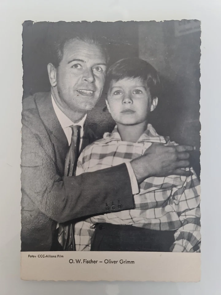 O.W.FISCHER - OLIVER GRIMM Autogrammkarte Unsigniert Orginal Sammelkarte  - Bild 1 von 1