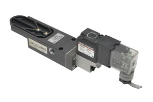 SMC solenoid valve VO307-5DO-Q 0-0.9MPa 3/2, 24VDC, 31054805.001 - Picture 1 of 4