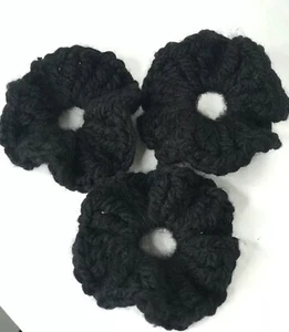 Handgefertigte Haar Scrunchies zu verkaufen 3er Set schwarz gehäkelt neu Geschenk Teen Sport - Bild 1 von 4