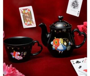 SEGA Disney Alice nel Paese delle Meraviglie Premium Set Teiera e Tazze Nero 70° con Scatola Nuovo - Foto 1 di 4