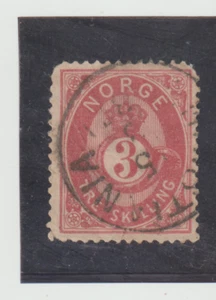 Norway Scott # 18 VFU Post Horn & Crown 1872-75 Cat.$12.00 - Picture 1 of 1