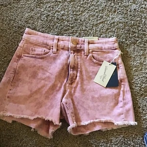 Neu mit Etikett Universal Threads Gr. 4 rosa Jeansshorts hoher Bund Midi-Shorts 27 in der Taille  - Bild 1 von 6