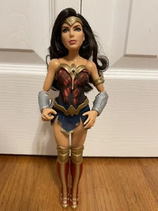 Wonderwoman DC Comics Action Figure No Weapon 11.5 Inches - Picture 1 of 6