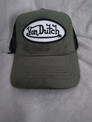Sombrero de camionero Von Dutch Snapback, terciopelo verde oscuro con espalda de malla negra Foto 1 de 4