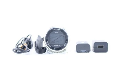 Sony HDR-CX675 White Full HD Handycam Camcorder 30x Optical Zoom 32GB w/Battery - Image 1 of 4