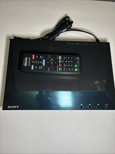 Sony BDP-S3100 Blu Ray DVD Player With Remote HDMI Cable Built‑in WIFI - WORKS - Picture 1 of 6
