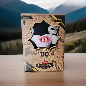 DC x Fuggler Batman Funny Ugly Monsters Collectors Edition - Picture 1 of 2