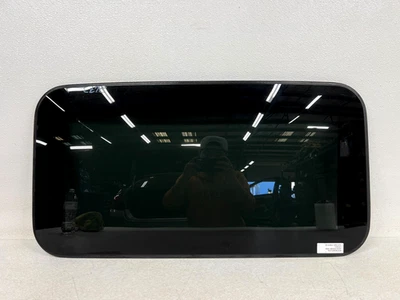 ⭐2011-2019 INFINITI Q70L Q70 SUNROOF MOONROOF WINDOW GLASS PANEL OEM LOT2673 - Image 1 of 4