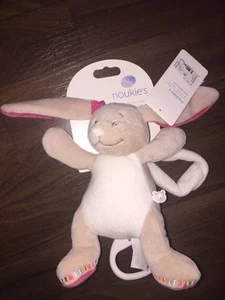 Spieluhr Noukies Hase Bunny 2015 Plüschtier Peluche Pink Beige Braun Bunt Over.. - Picture 1 of 5