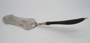 GERMAN .750 SILVER PASTRY SERVER 12 LOTH WOOD HANDLE CIRCA 1820 - Picture 1 of 7