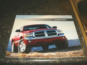 2006 Dodge Dakota Truck Dealers Sales Brochure Catalog Book Manual - Picture 1 of 3