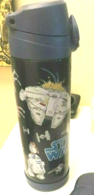 Escuela cerámica granero estrella wrs viaje acuático disney mandaloriano grogu niño solo, Foto 1 de 4