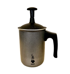 Bialetti Montalatte Tutto Crema Espumador de Leche Manual Estufa Superior Negro Gris Café - Imagen 1 de 6