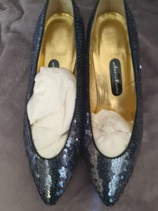 ann marino shoes Size 9M Pewter Sequins - Picture 1 of 6