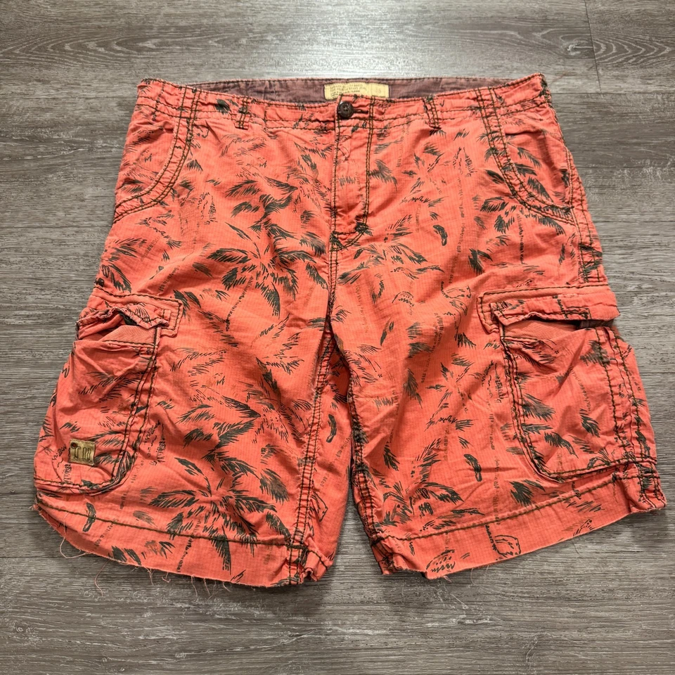True Religion Shorts Mens 36 Cargo Floral Tropical Hawaiian Vintage Pink 11" - Image 1 of 4