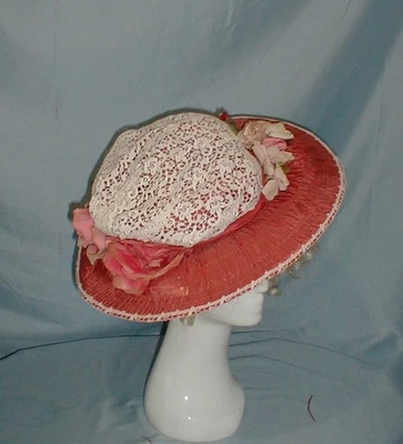 Espléndido sombrero antiguo eduardiano 1912 rosa seda y encaje blanco adornos florales Foto 1 de 4