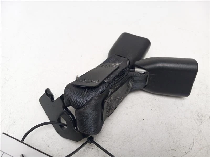 Lincoln MKS 2016 hebilla de cinturón de seguridad trasero izquierdo Foto 1 de 4