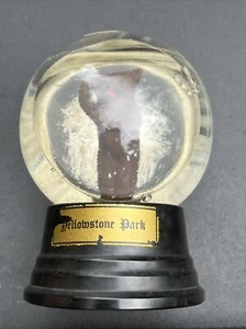 Globo de nieve vintage del Parque Nacional de Yellowstone raro en buenas condiciones - Imagen 1 de 7