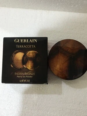 Guerlain Terracotta Indian Bronze Pearly Sun Powder for Face & Body 6g/.21 oz - Image 1 of 4