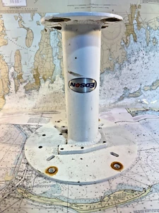 Edson Boat Electronics Mount 12inch x 7 Inch White Aluminum 12" Height - Bild 1 von 6