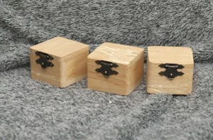 3 pezzi legno di ontano/pino piccolo 1 pollice quadrato scatola/cofanetto gioielli - Foto 1 di 8