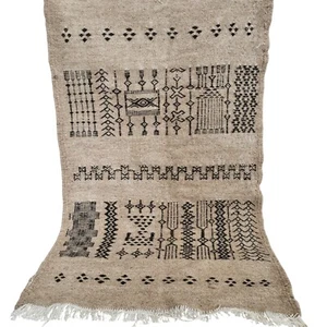 Vintage Moroccan Berber Masterpiece | 100% Wool | Handwoven Tribal Rug Hollywod - Picture 1 of 21