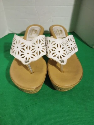 Spring Step White Wedge Heel Thong Sandal Leather  2.5”Heel Size 38/7 - Image 1 of 4