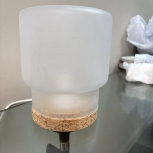 Lampada da tavolo Ikea Sinnerlig vetro smerigliato luce laterale di Ilse Crawford 2016 - Foto 1 di 8
